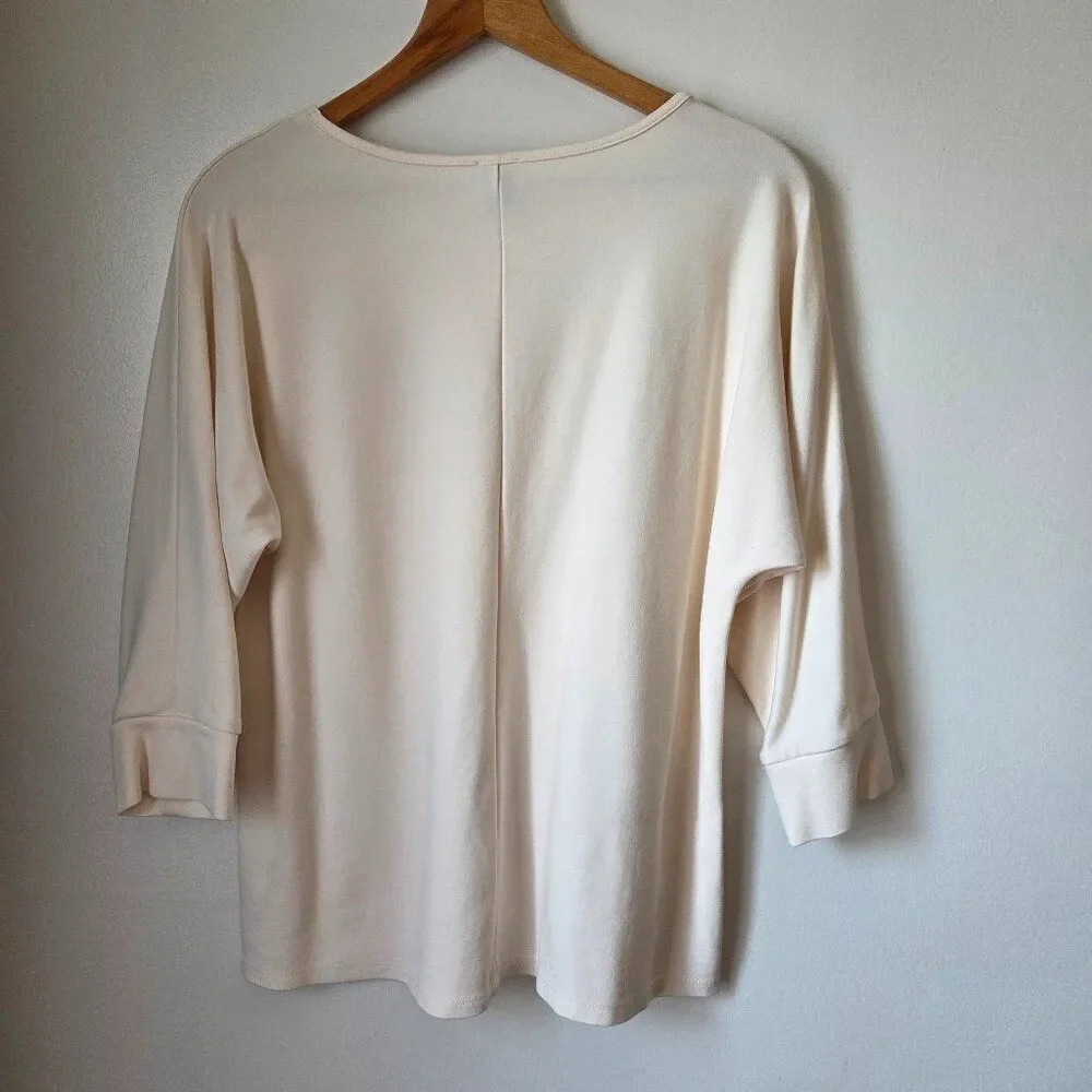 EUC LIKE NEW ANNE KLEIN CREAM BOATNECK BATWING TOP SIZE MEDIUM